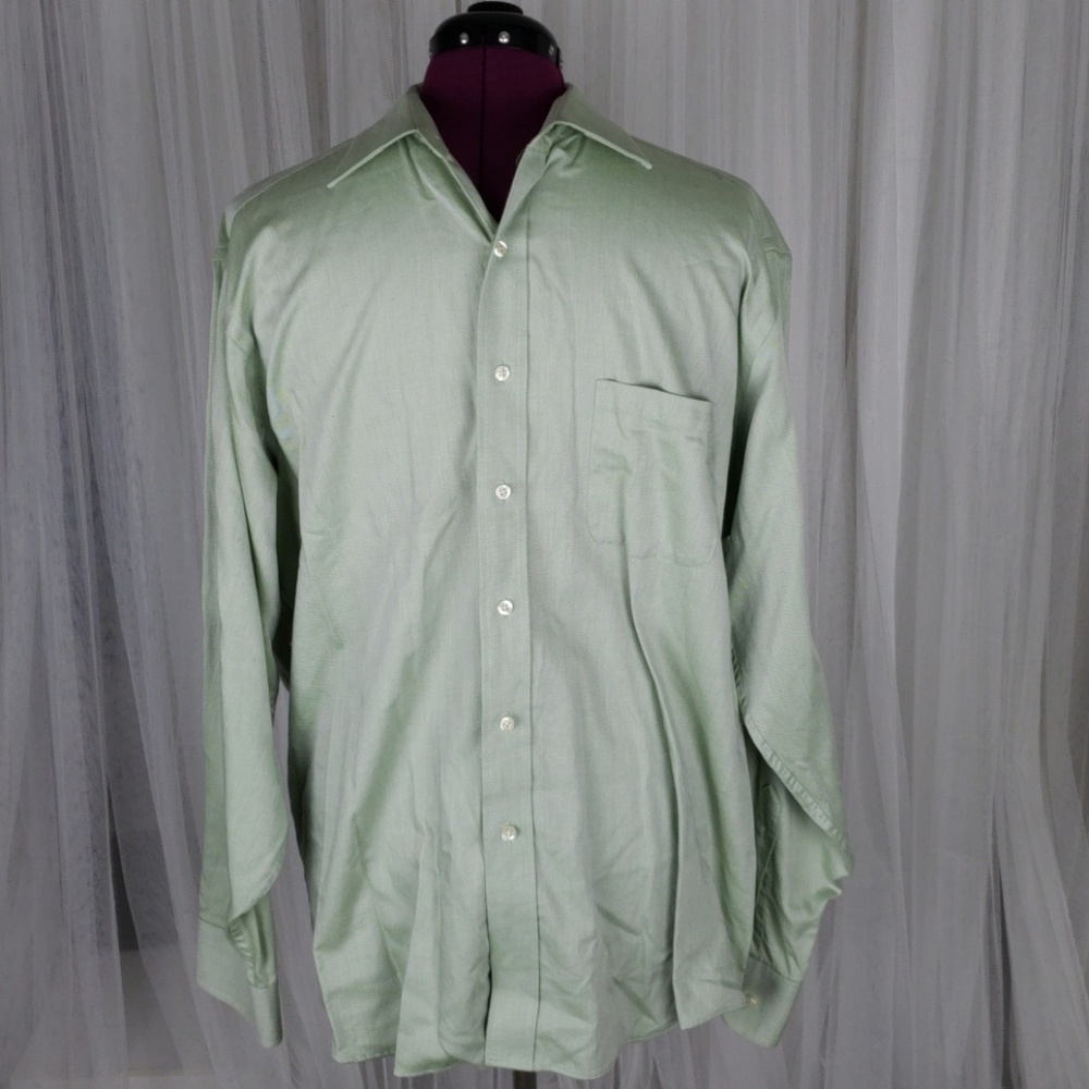 Chaps button down dress shirt mens size (XL)